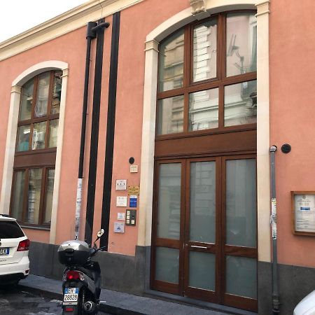 Ica Exclusive Apartment Катания Екстериор снимка